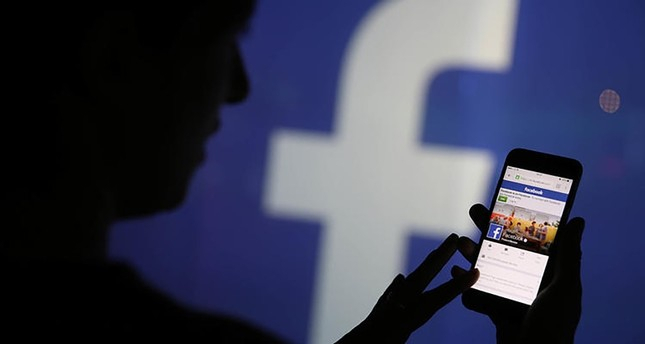 Older people, conservatives more likely to share fake news on Facebook