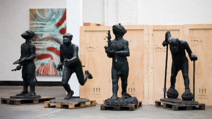 Immendorff-Skulpturen gehören Schweizer Galerie