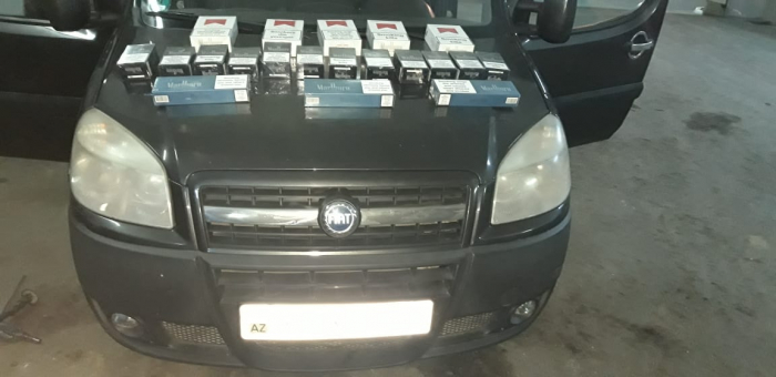 Maşının salonundan 4000 "Marlboro" çıxdı -    FOTOLAR   