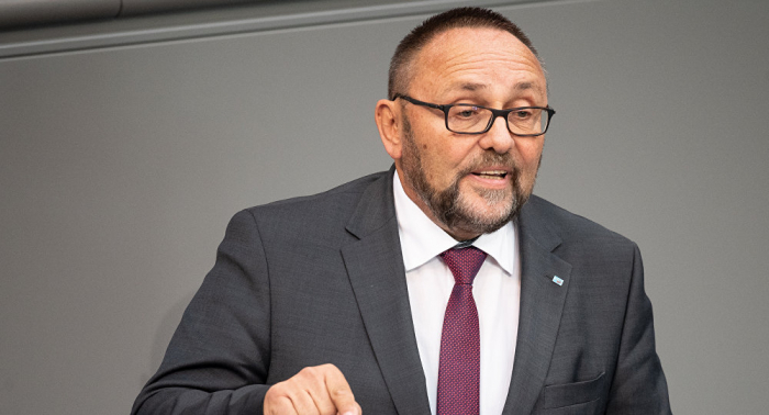Un parlamentario opositor en Alemania recibe una brutal paliza