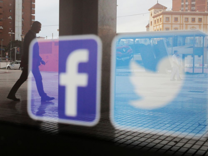 Procédures en Russie contre Facebook et Twitter