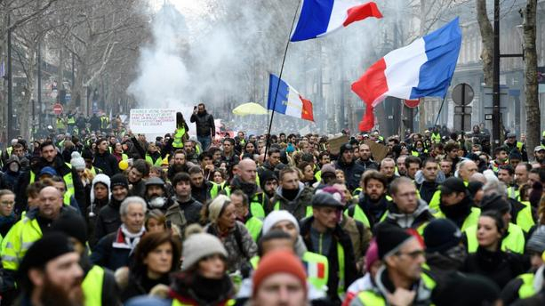     Gilets jaunes :   84 000 manifestants en France  