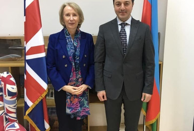  El jefe de la comunidad azerbaiyana de la región de Nagorno Karabaj se encontró con la embajadora británica 