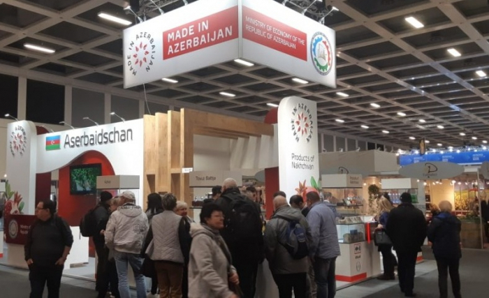  Exhiben las muestras de la producción azerbaiyana en Berlín 