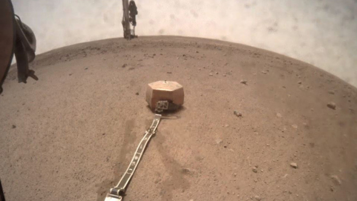 La NASA publica nuevas imágenes de "una tarde suave en Marte" captadas por la sonda InSight