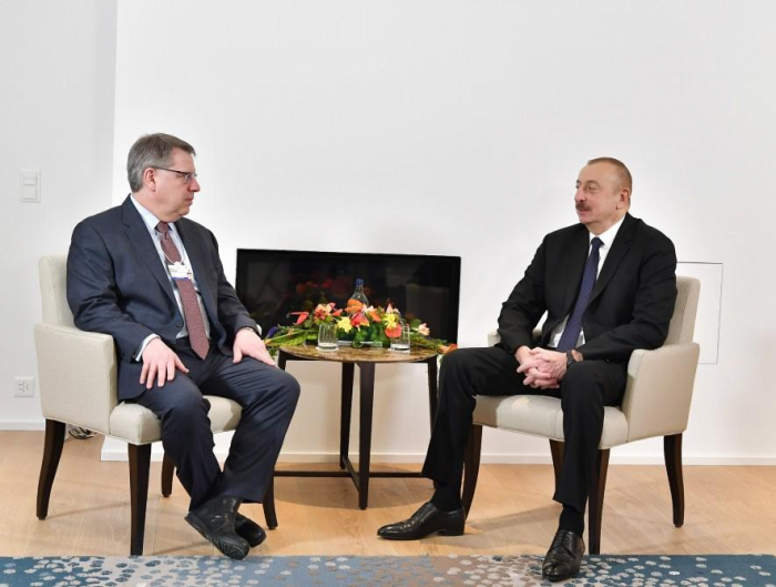   President Aliyev meets The Boston Consulting Group CEO in Davos -   PHOTO    