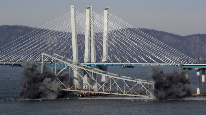   VIDEO  : El momento de la demolición de una parte del puente Tappan Zee en Nueva York