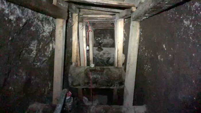  VIDEO  : Descubren un túnel secreto en CDMX donde robaban combustible de ductos