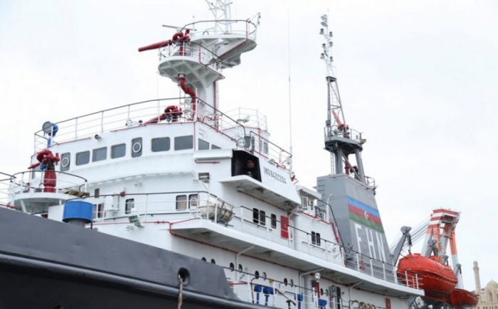 “Vixr-8” yanğınsöndürmə gəmisi təmir olunub