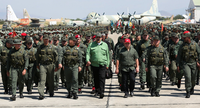 ¿Qué fines persigue Maduro con los ejercicios militares a gran escala?