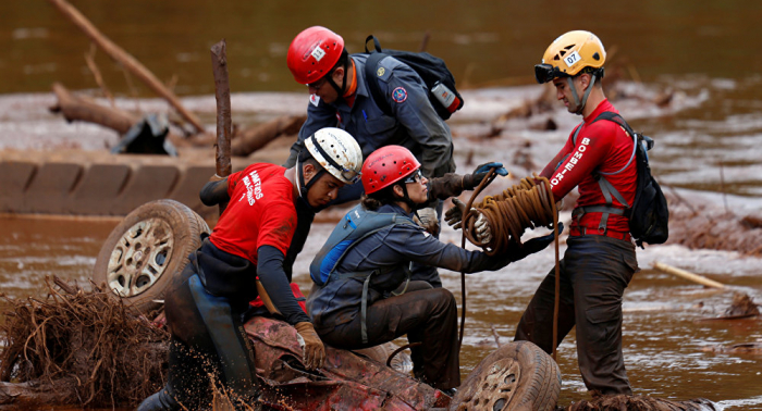 Aumenta la cifra de muertos por el colapso de represa en Brumadinho