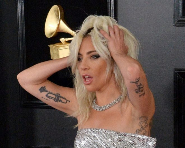Lady Gaga, afortunada en el trabajo, infeliz en el amor: acaba de cancelar su boda con Carino