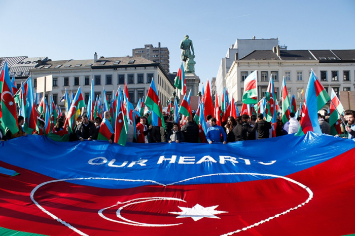 Rassemblement massif pour le Karabagh à Bruxelles - VIDEO / PHOTOS