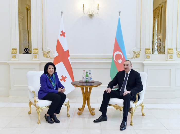  Ilham Aliyev und Salome Zurabischvili hielten ein persönliches Treffen ab 