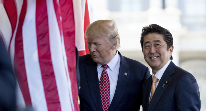 Trump y Abe examinan los resultados de la cumbre entre EEUU y Corea del Norte