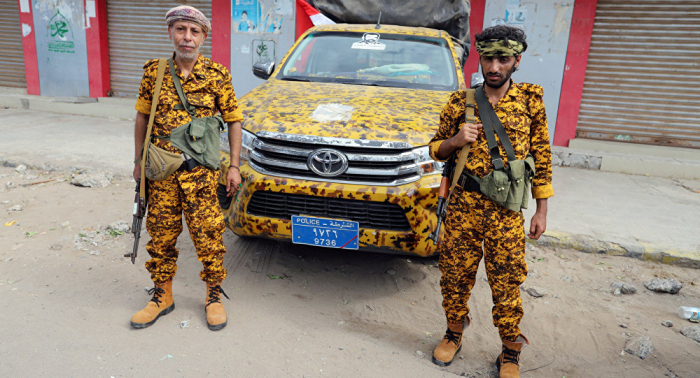 محافظ الحديدة يتهم الحكومة اليمنية بعرقلة تنفيذ خطة إعادة الانتشار