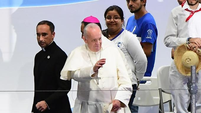  Le pape appelle les fidèles à reconnaître leurs péchés contre l