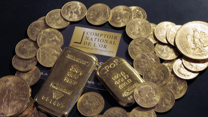 Swimming in gold: Postal error sees bikini package swapped for ingots