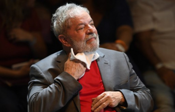 Brésil: nouvelle peine de plus de 12 ans de prison pour Lula pour corruption