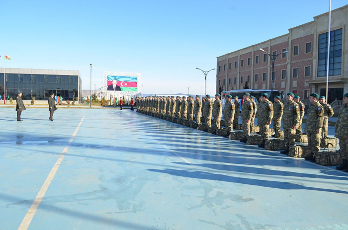  Un groupe de militaires azerbaïdjanais de maintien de la paix en Afghanistan a regagné la Patrie 
