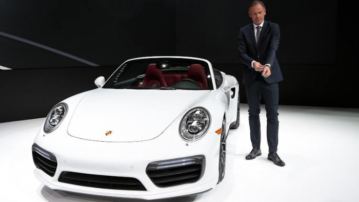 VW zeigt sich wegen Porsche 911 selbst an
