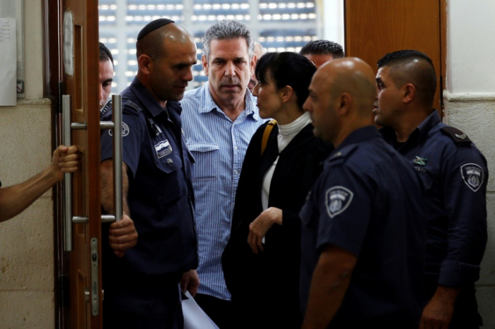   Israël: un ex-ministre condamné à 11 ans de prison pour espionnage pour l