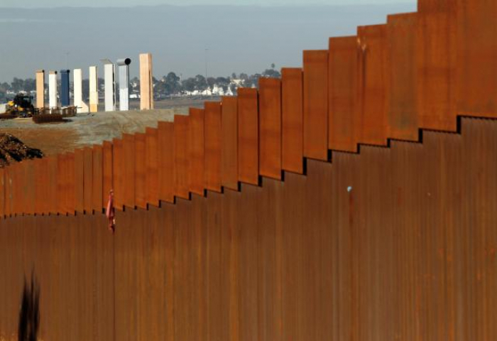 California tells Trump that lawsuit over border wall is 