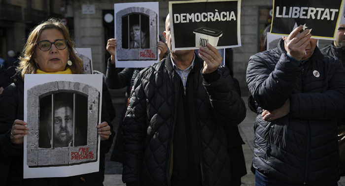 Comienza el traslado a Madrid de los presos independentistas ante el inminente juicio