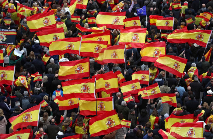 Tensions high as Spain starts  trial of Catalan separatists 