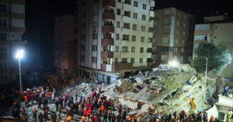  10 dead in Istanbul apartment building collapse 