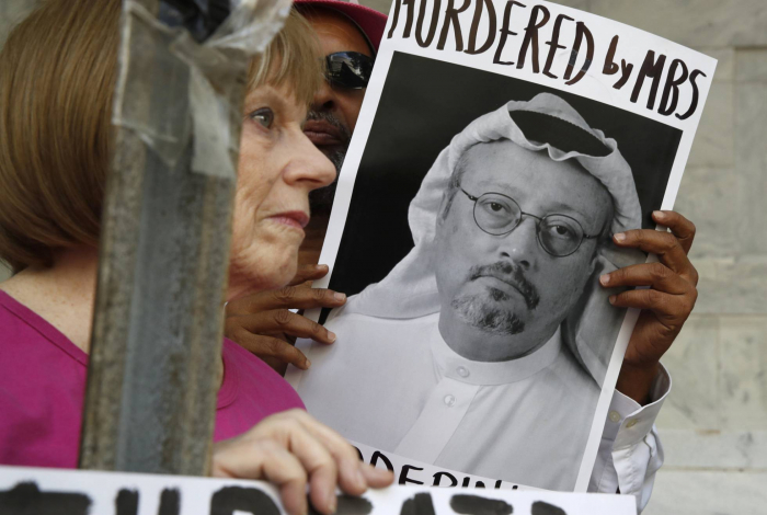   El príncipe heredero saudí habló de usar una bala contra Khashoggi, según ‘The New York Times’  