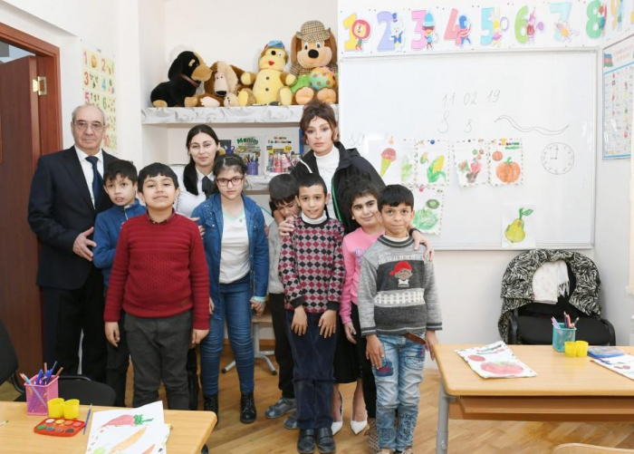   First VP Mehriban Aliyeva visits special school in Baku  