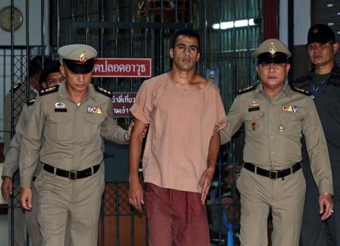 Refugee footballer freed by Thailand returns to Australia