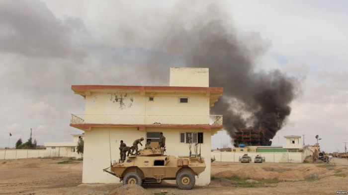 “Taliban”ın hücumu nəticəsində 10 hərbçi ölüb