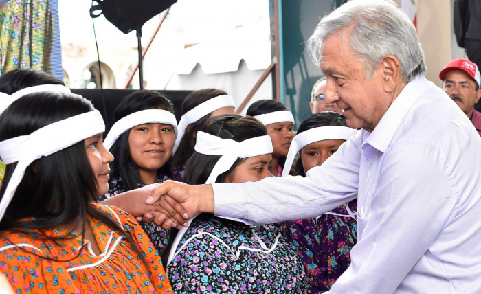 López Obrador limita las ayudas a menores y mujeres víctimas de maltrato