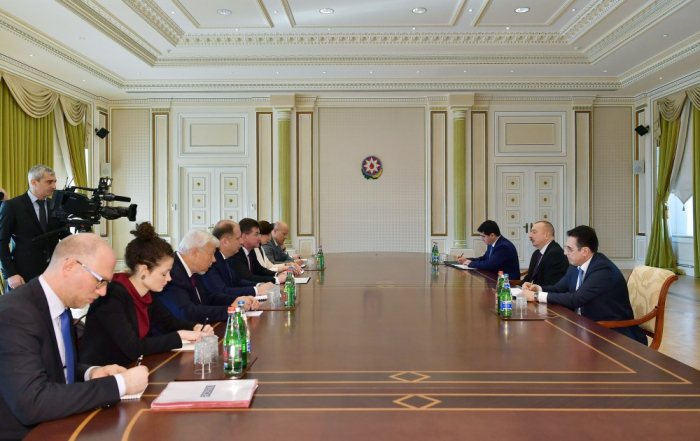  Ilham Aliyev a reçu le Président en exercice de l