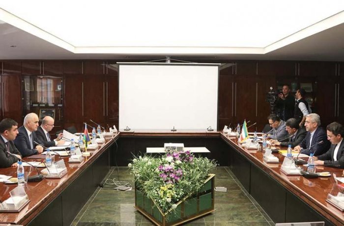 Azerbaijan, Iran mull creation of energy corridor with Turkey