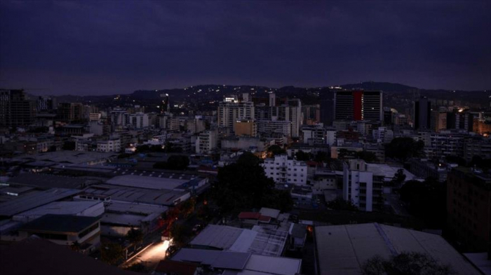 Apagón provocado por “sabotaje” afecta a amplias zonas venezolanas