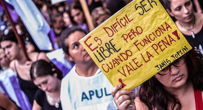     8 de marzo:   ¿Por qué las mujeres en América Latina hacen huelga?  