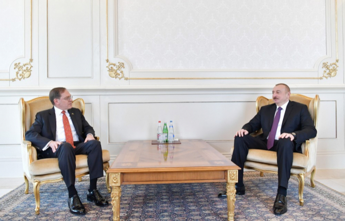   Ilham Aliyev:  Azerbaiyán acoge con satisfacción la última declaración de los copresidentes del Grupo de Minsk