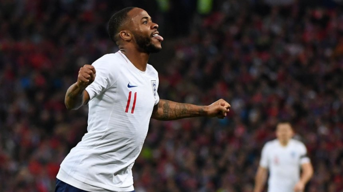   Sterling trifft dreifach bei Englands Triumph über Tschechien  