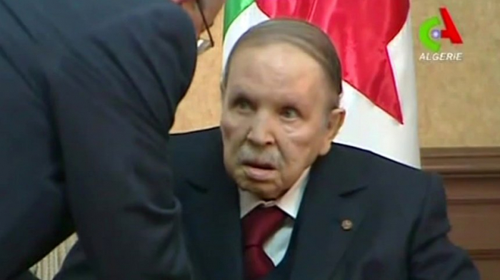 Armeechef fordert Absetzung von Präsident Bouteflika