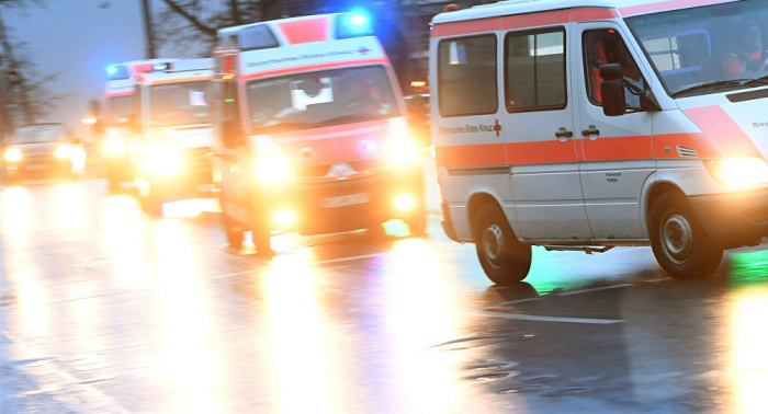 60 Verletzte nach Ammoniak-Austritt im Eisstadion im bayerischen Straubing