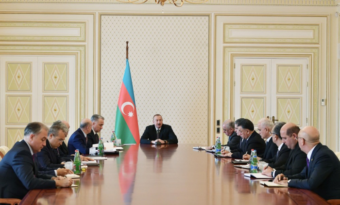   Ilham Aliyev a tenu une réunion à la suite de l’incendie survenu dans un centre commercial à Bakou  
