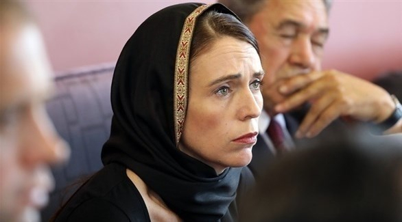 بالصور: رئيسة وزراء نيوزيلندا تتحجّب احتراماً لضحايا المسجدين