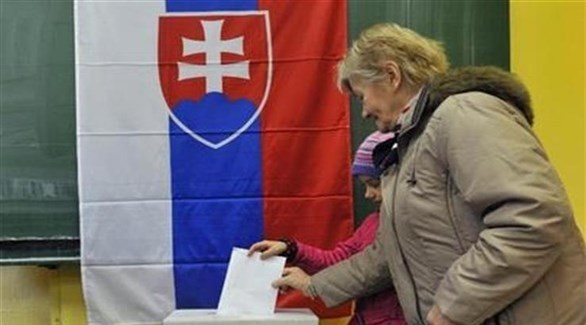 الانتخابات الرئاسية في سلوفاكيا تتجه إلى جولة إعادة