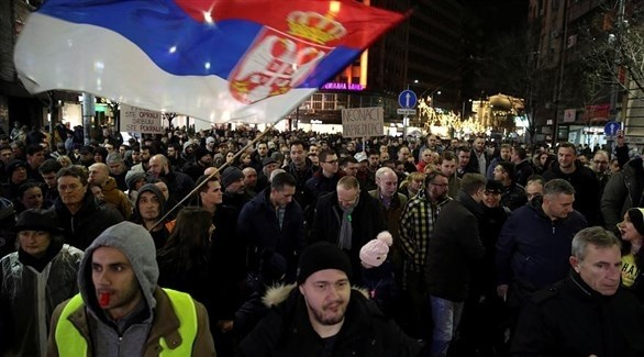 روسيا تتهم المعارضة الصربية بإثارة العنف من خلال الاحتجاجات