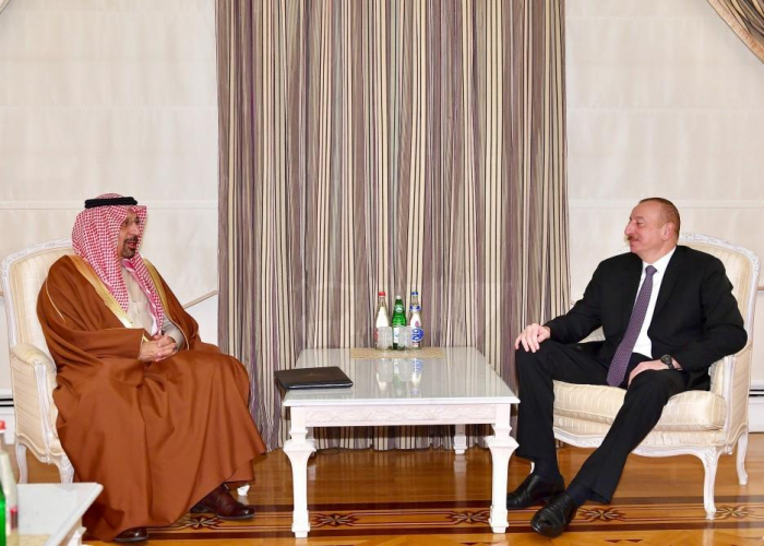   Presidente Ilham Aliyev acoge al ministro saudí  