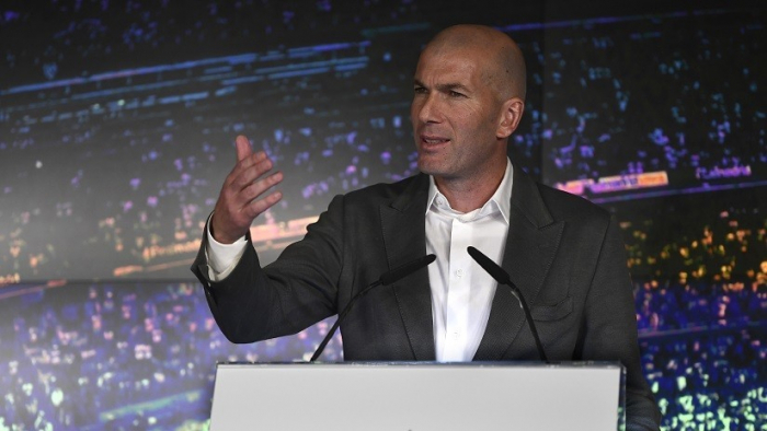  El regreso a "casa", CR7 y el futuro: Lo que abordó Zidane en su primera rueda de prensa tras su regreso al Real Madrid
