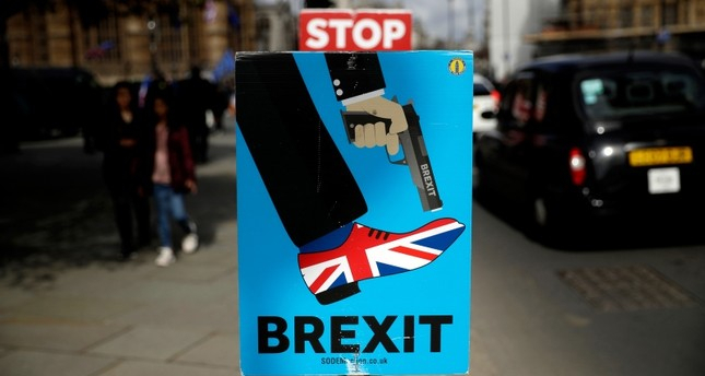   3 million Britons sign petition to   stop Brexit and remain in EU    